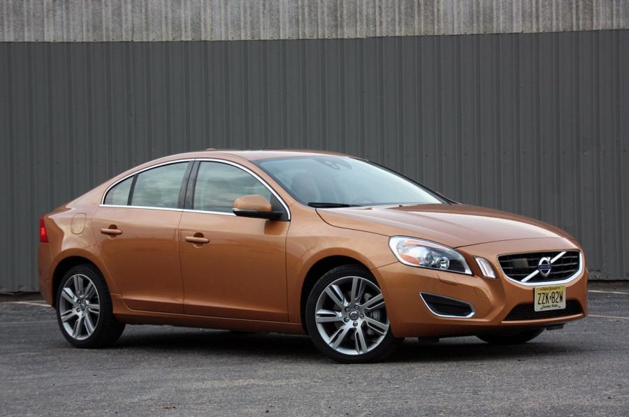  Volvo S60 2010 года  (фото 160 из 226)